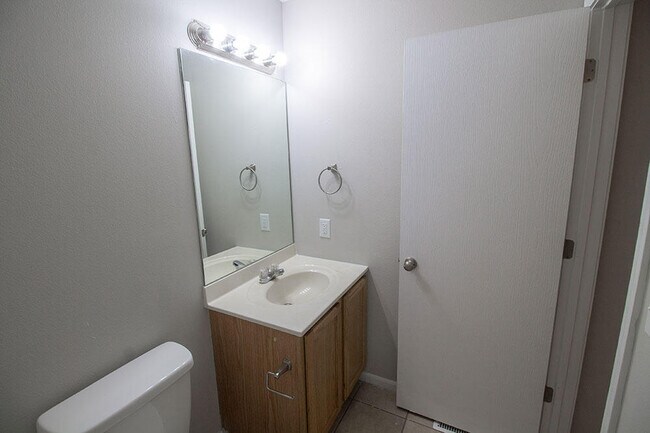 Building Photo - 1413 Greensboro Dr