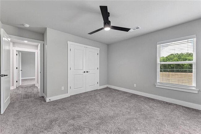 Building Photo - 55 Watson Ln