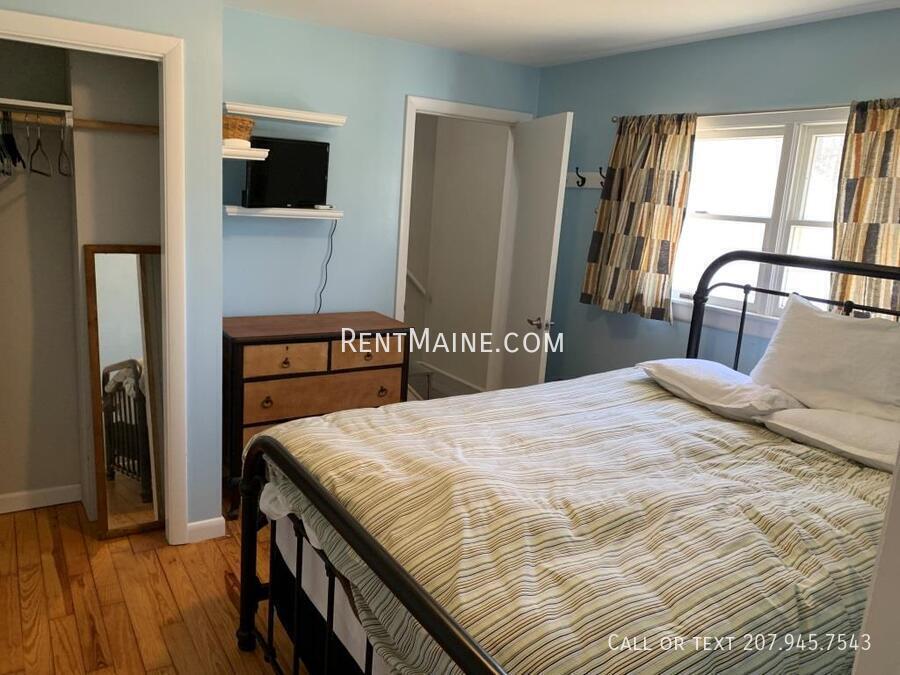 Building Photo - 1844 Essex St