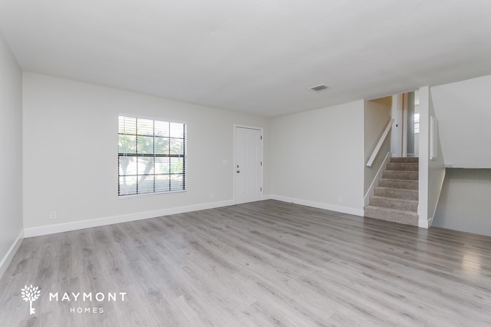 Building Photo - 835 17th Terrace NE