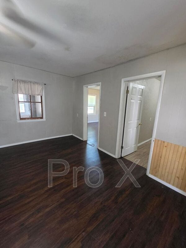 Building Photo - 1209 Poplar St