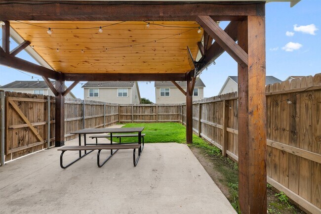 Building Photo - 2610 Mandi Ct