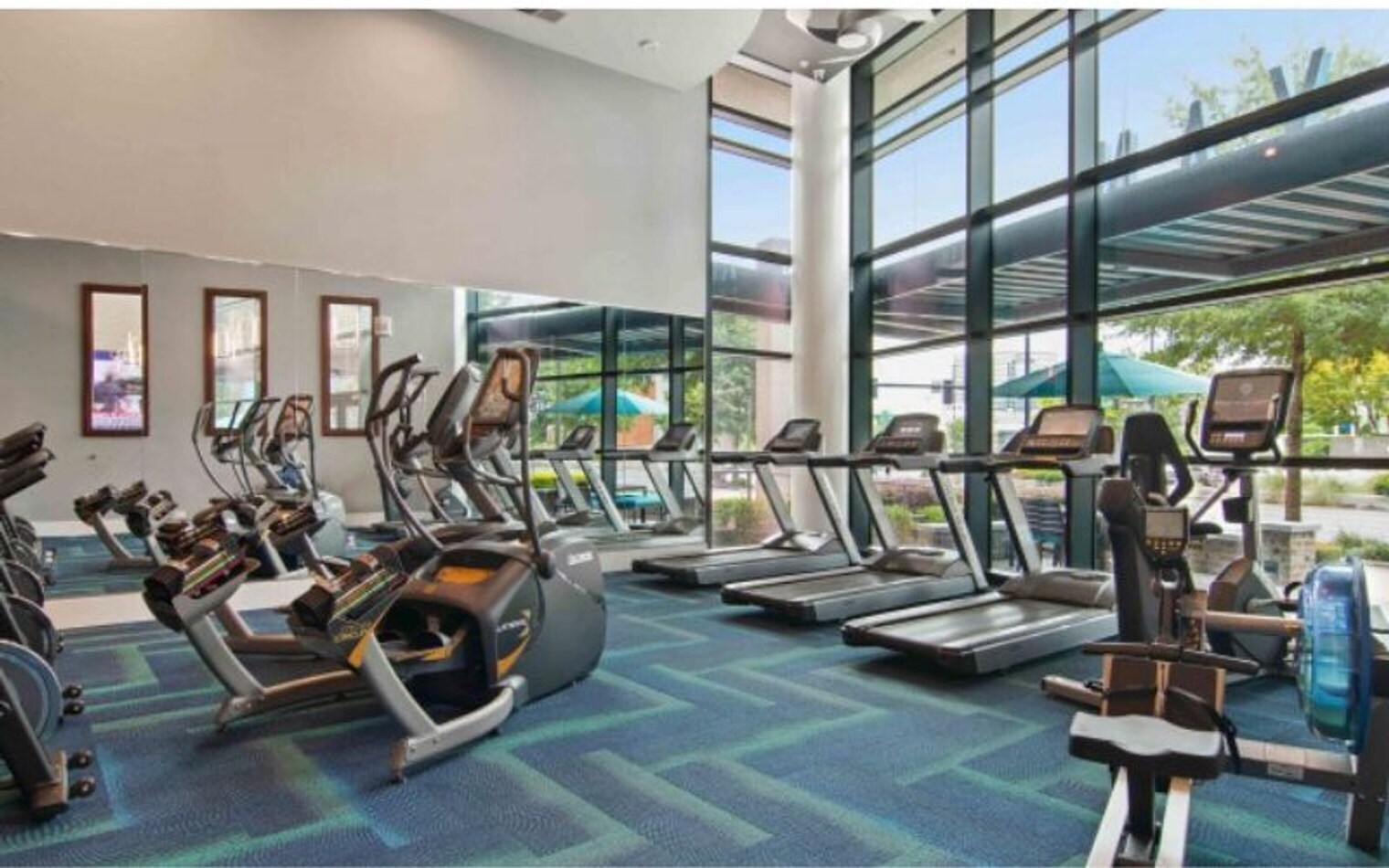 Building Photo - 3380 Peachtree Rd NE