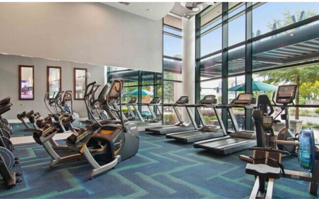 Building Photo - 3380 Peachtree Rd NE