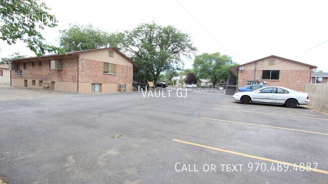 Building Photo - 1425 Bunting Ave