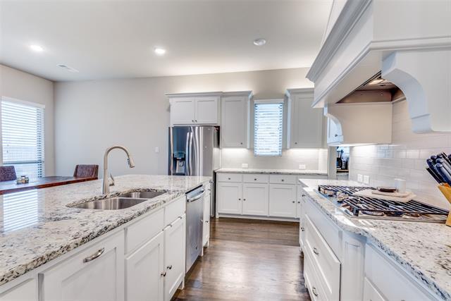 Building Photo - 881 Mountain Laurel Dr