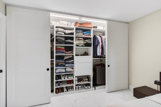 Building Photo - 322 N Federal Hwy