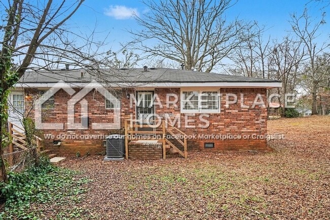 Building Photo - 5713 Alabama St SW