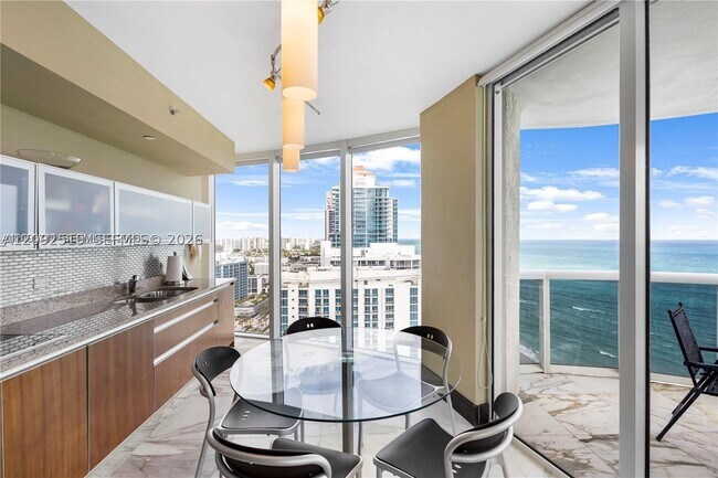 Building Photo - 17201 Collins Ave