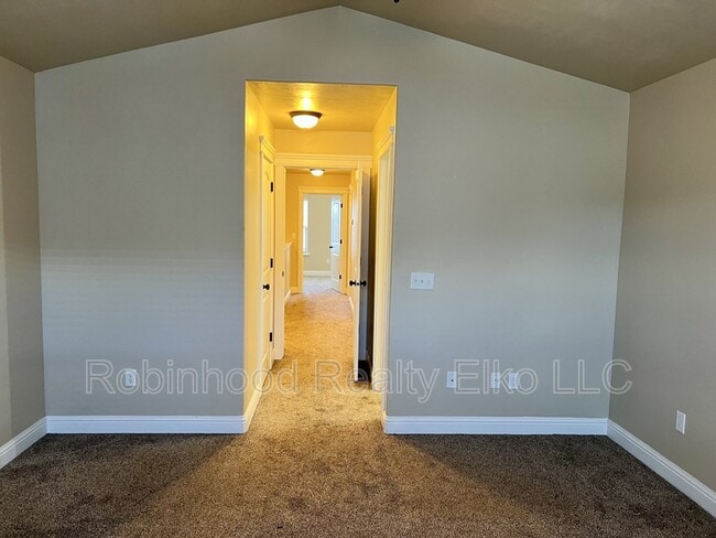 Building Photo - 3609 Autumn Colors Dr