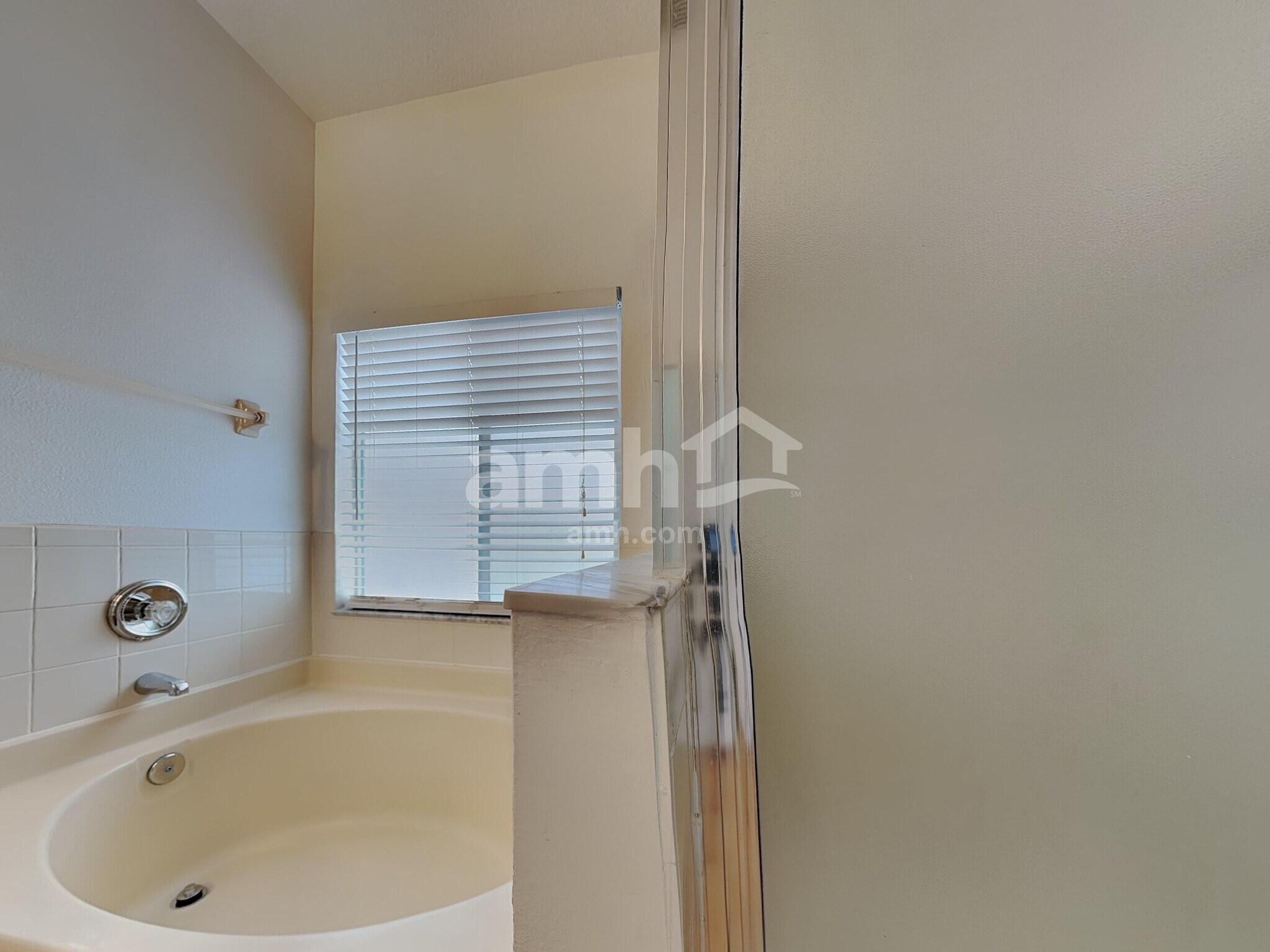 Building Photo - 25702 Aldus Dr