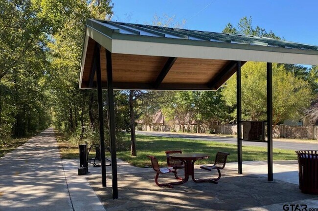 Building Photo - 10801 Harvest Wood Dr