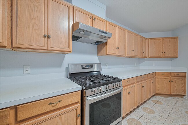 Building Photo - 2123 Gable Hollow Ln