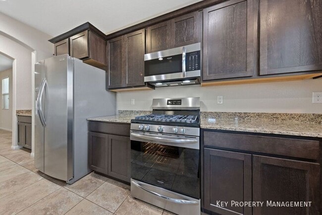 Building Photo - 2324 Mundare-