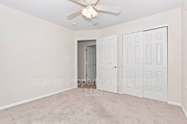 Building Photo - 1 Periwinkle Ln