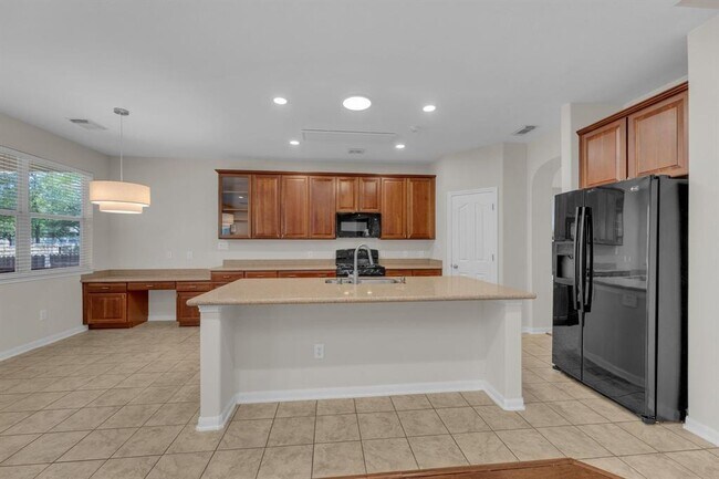 Building Photo - 3929 Vallarta Ln