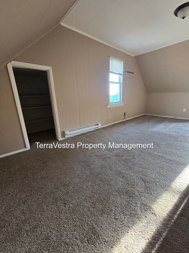 Building Photo - Single Family in Millville!