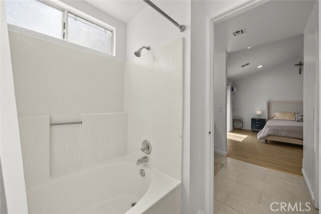 Building Photo - 37310 Newbury Pl