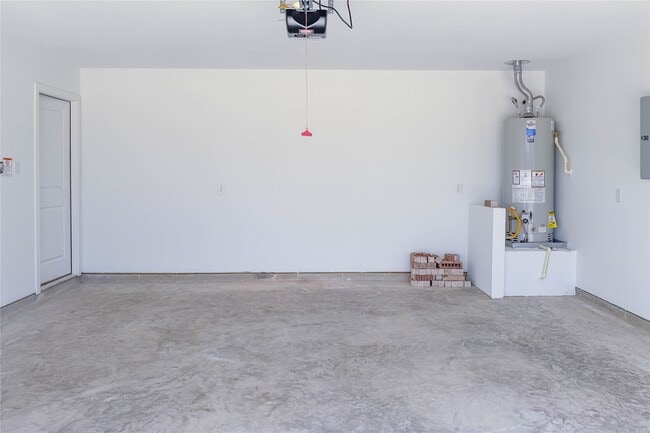Building Photo - 3005 Highbank Dr