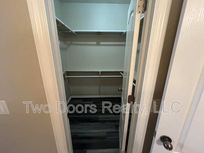 Building Photo - 2321 SW 94th St