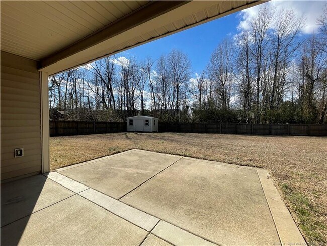 Building Photo - 152 Ladden Ln