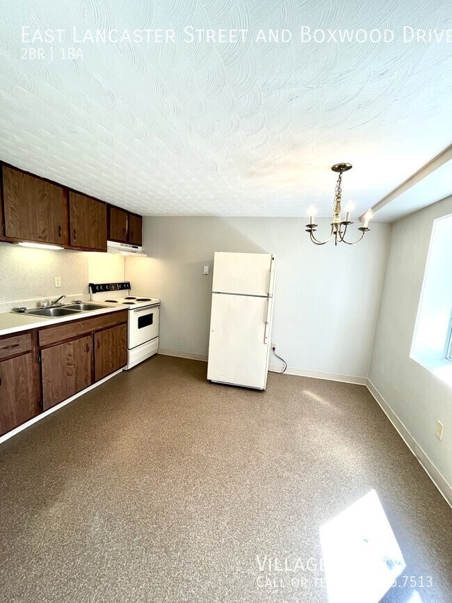 Building Photo - 308 E Lancaster St