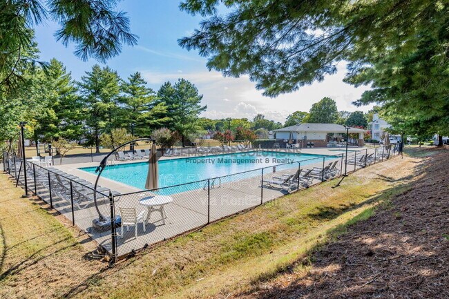 Building Photo - 2214 Falcon Creek Dr