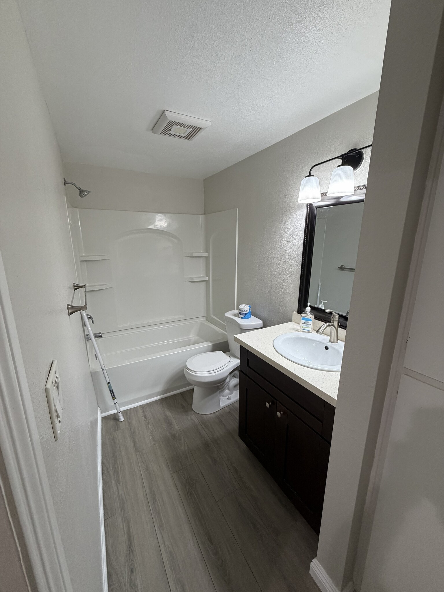 Building Photo - 838 Coriander Dr