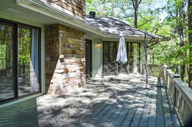 Building Photo - West Gate Area |Home |Unfurnished