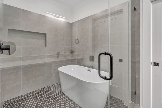 Building Photo - 6809 Conley St