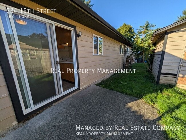 Primary Photo - 734 15th St