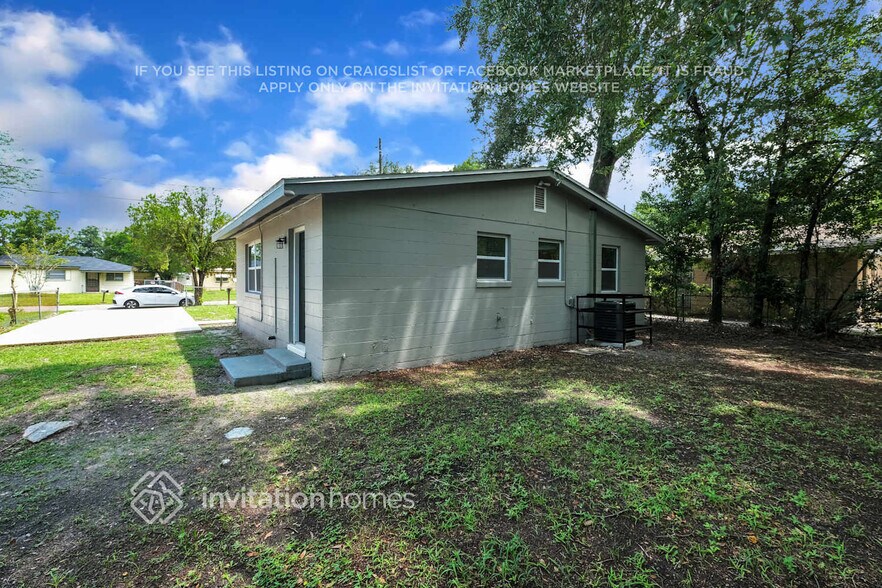 Building Photo - 4646 Effingham Rd