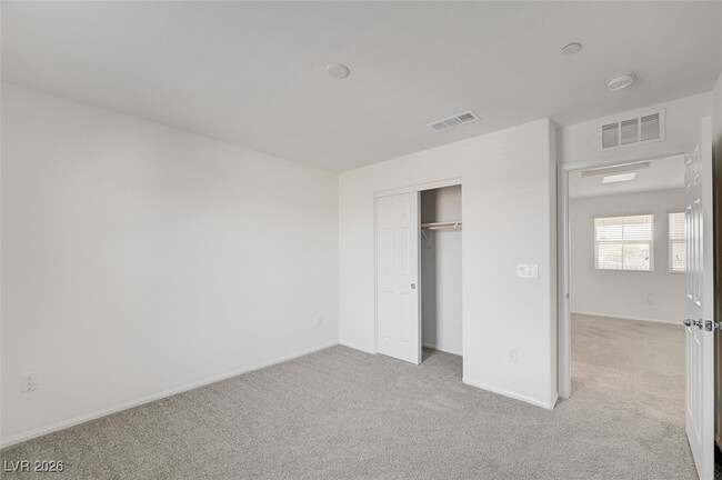 Building Photo - 662 Bellus Pl