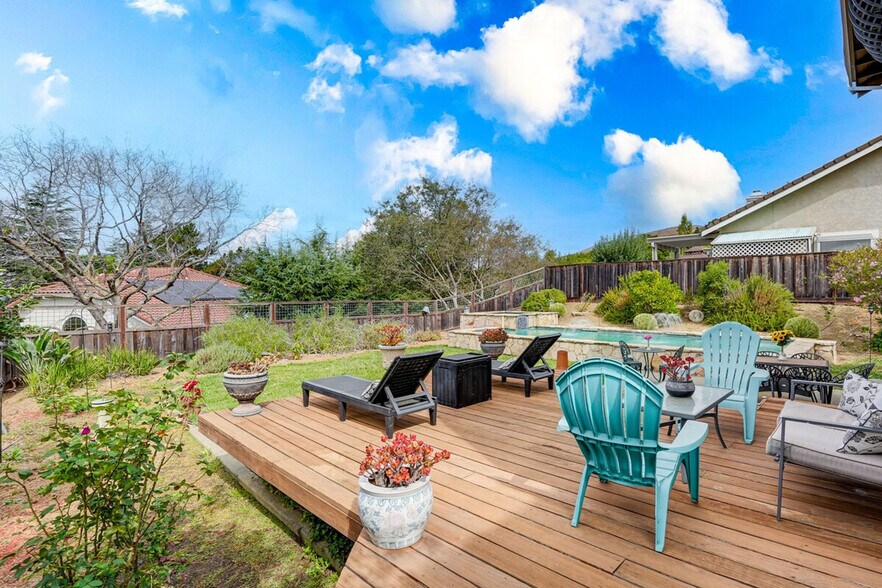 Building Photo - 182 Westminster Way