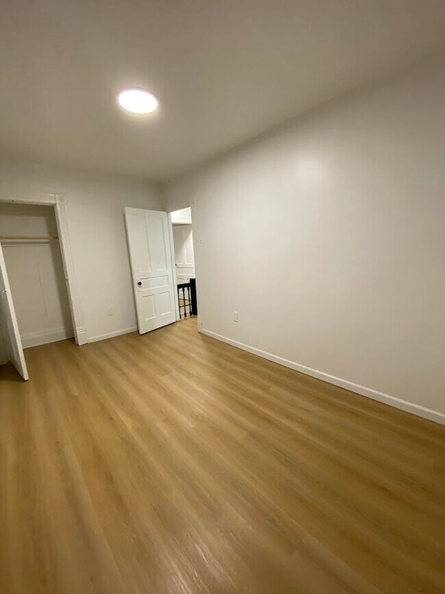 Building Photo - Newly updated 3 bedroom 1 bath house for Rent!