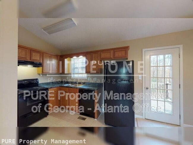 Building Photo - 177 Majesty Dr