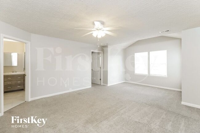 Building Photo - 4221 Silver Streak Dr