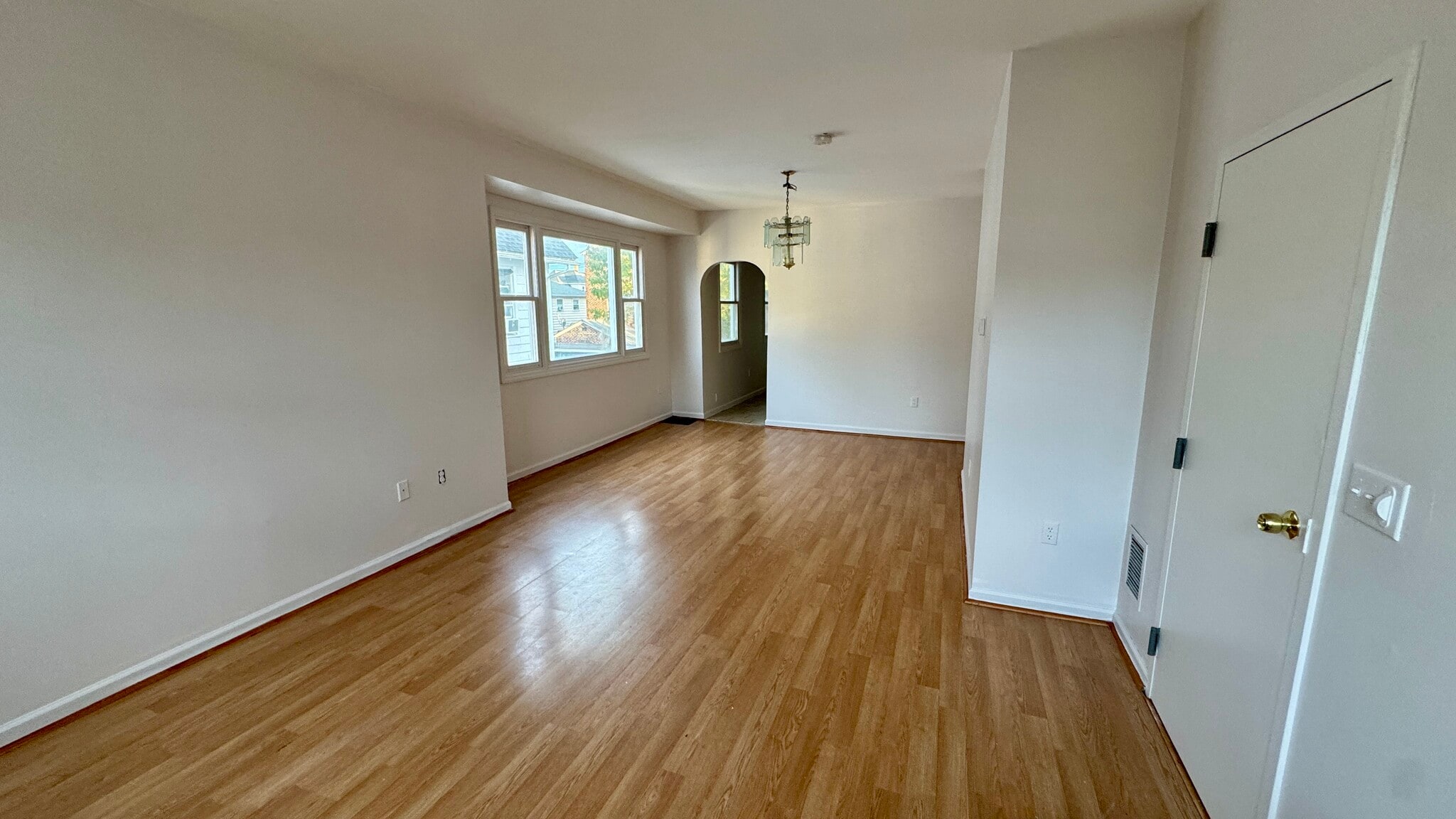 Building Photo - 103 Garfield Ave