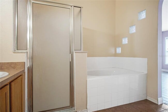 Building Photo - 519 Winthrop Pl