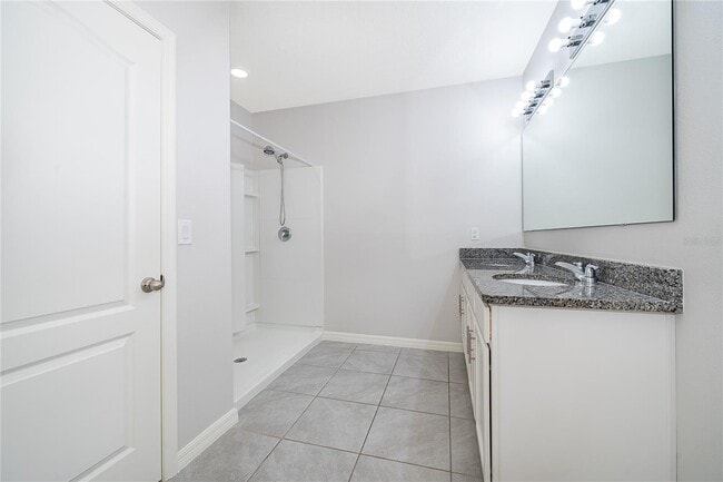 Building Photo - 3102 Bethpage Loop