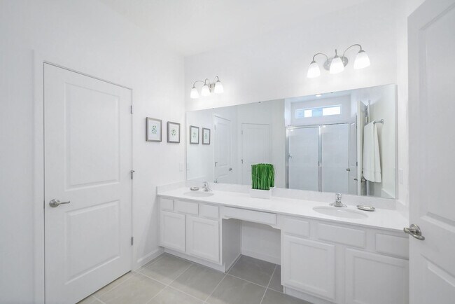 Building Photo - 2493 Rama Dr