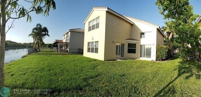 Building Photo - 2802 SW 165th Ave