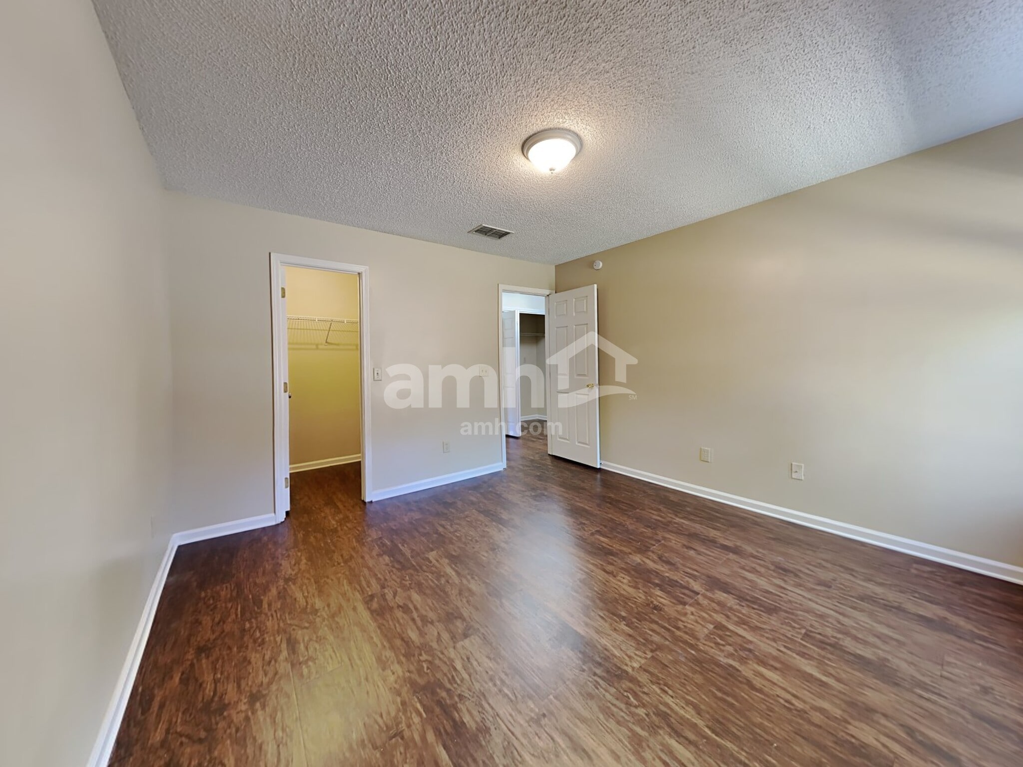 Building Photo - 7765 Spring Branch Dr N