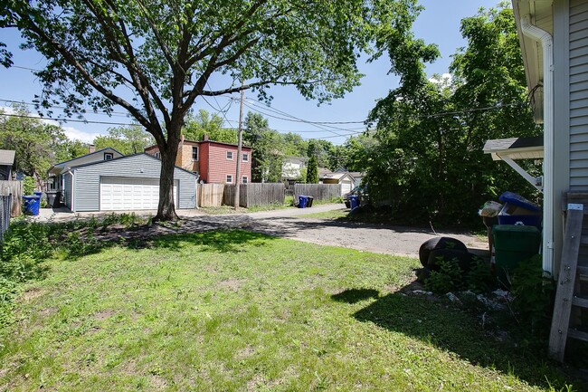 Building Photo - 4BD 2BA House in Saint Paul. AVAILABLE JUN...