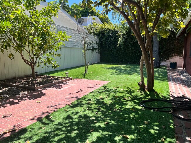 Building Photo - 507 Ashland Ave