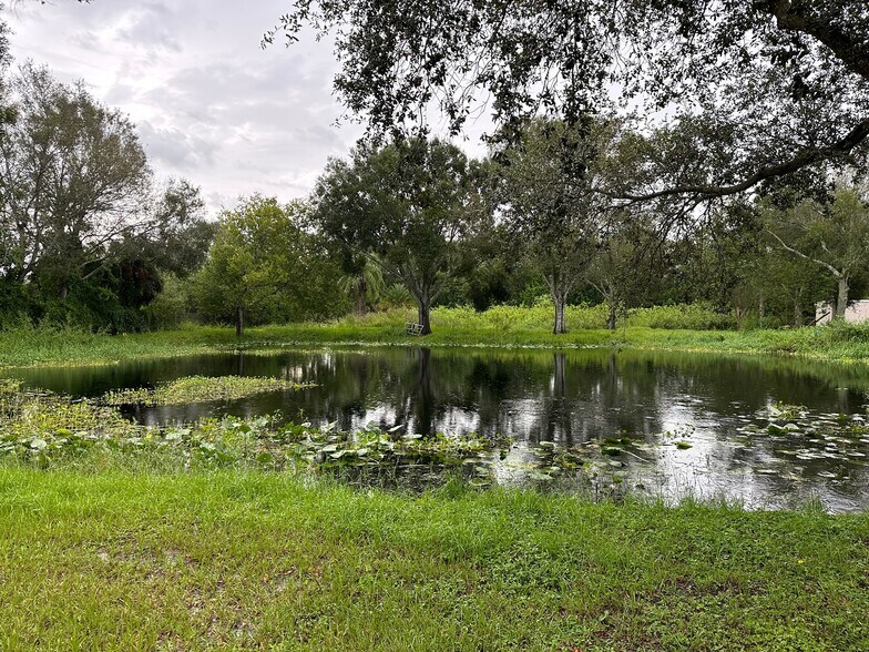 Building Photo - 4823 NW 27th St