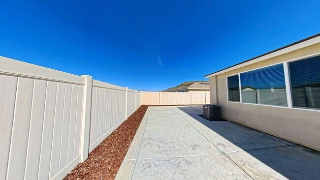 Building Photo - 32202 Prairie Crossing Dr