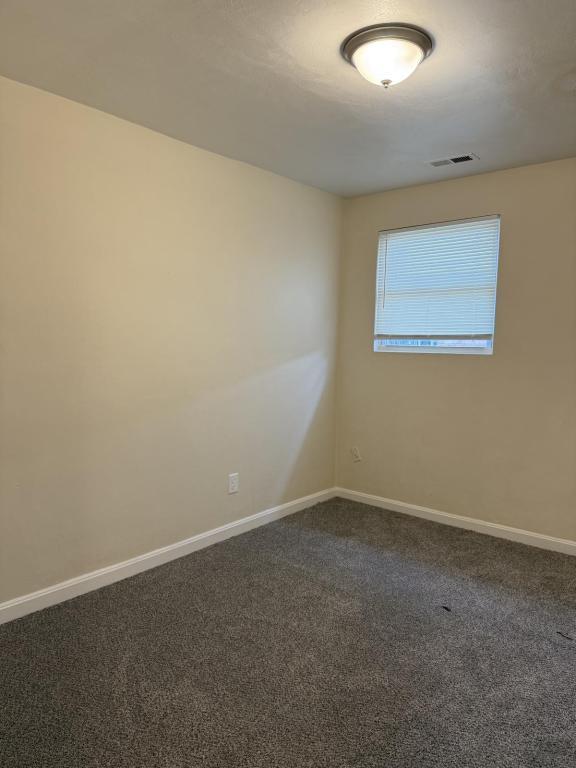 Building Photo - 1722 Selden Ave