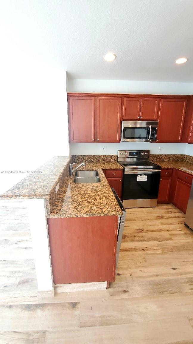 Building Photo - 265 Las Brisas Cir