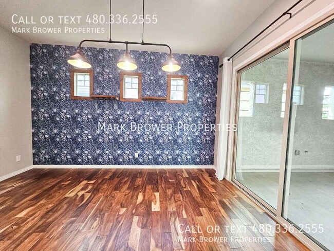 Building Photo - 3345 E Indigo St